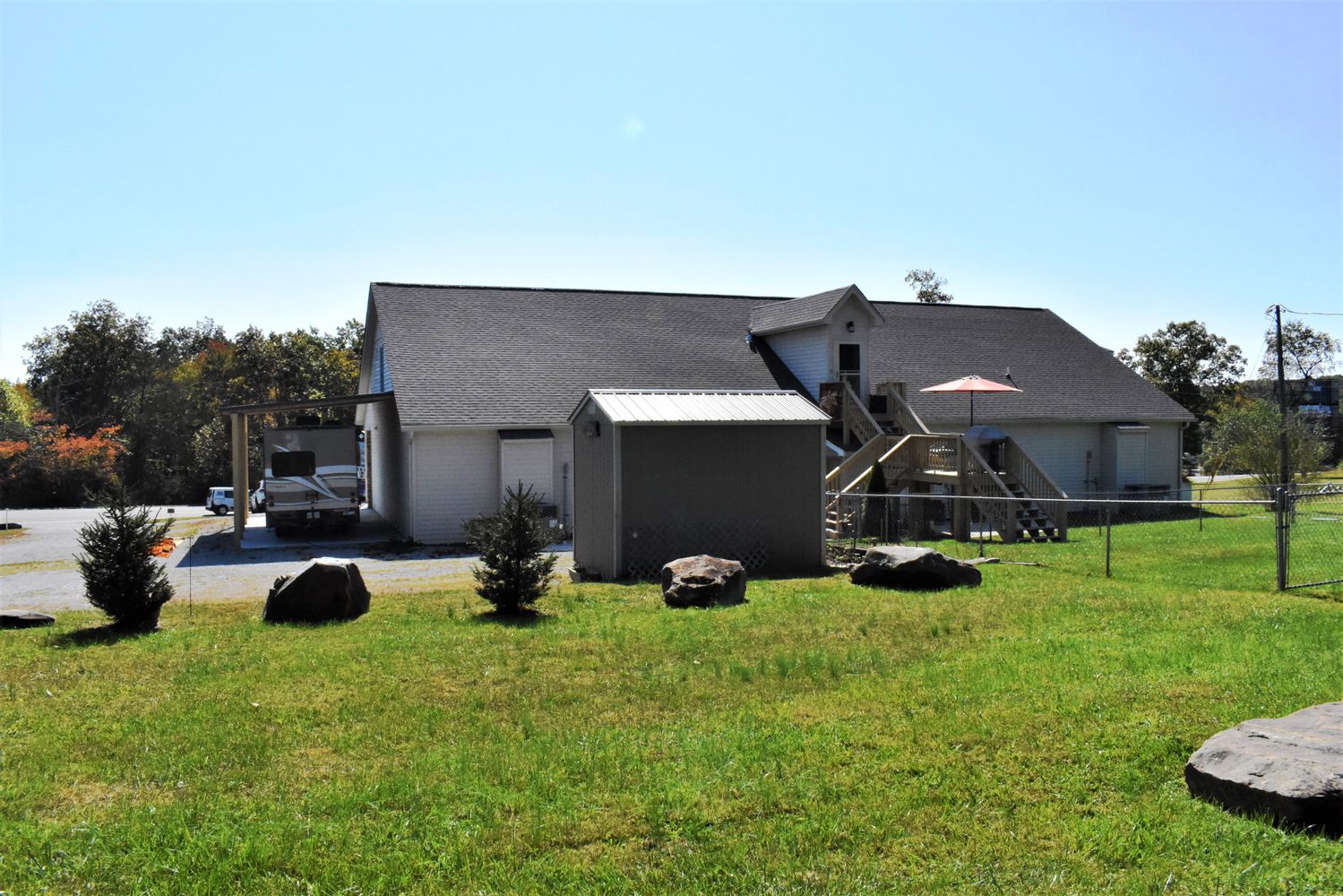 1771 Peavine Rd, Crossville, TN 38571